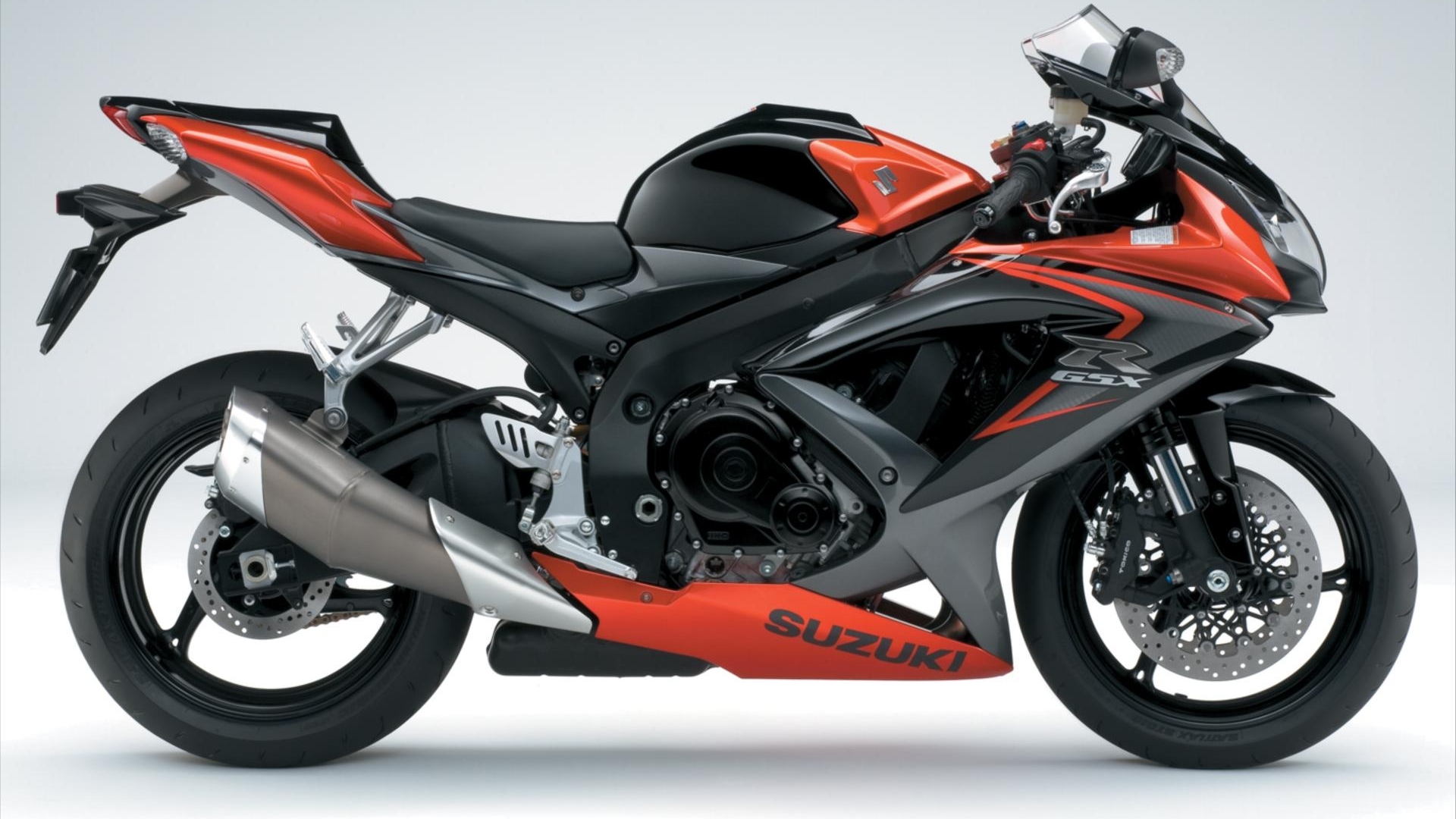 ID-962147-高清晰鈴木gsx r750摩托車壁紙高清大圖